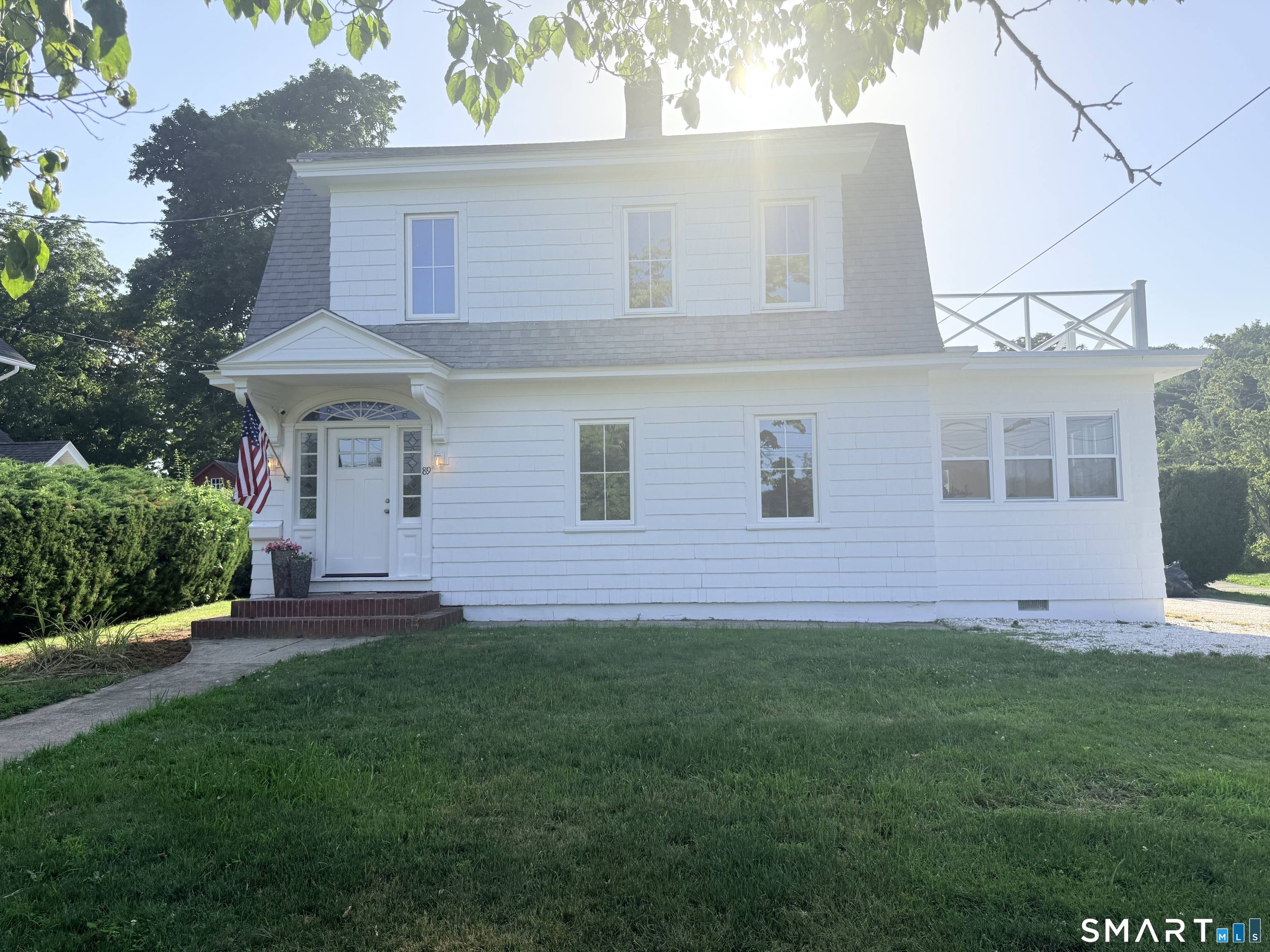 89 Commerce Street Clinton, CT 06413 - Photo 2 of 9