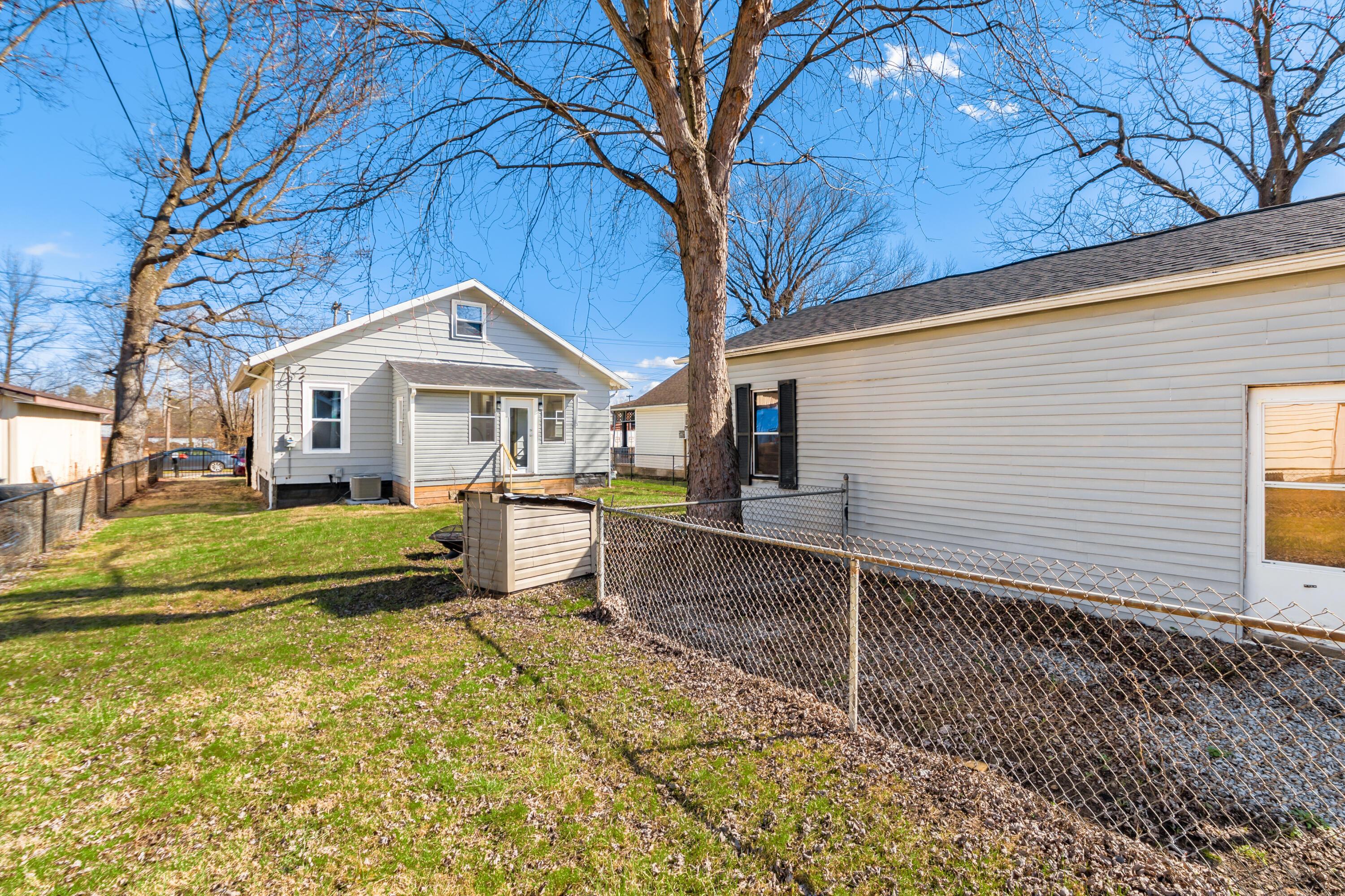2170 Licking Road Zanesville, OH 43701 - Photo 29 of 31 OM-_2170_Licking_Rd003