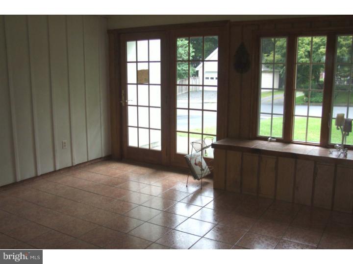 123 Spruce Road Riegelsville, PA 18077 - Photo 11 of 15