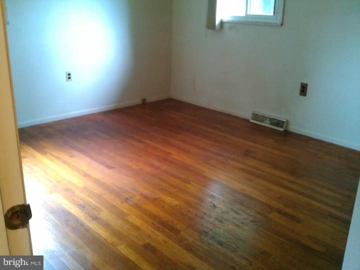123 Spruce Road Riegelsville, PA 18077 - Photo 7 of 15 Bedroom