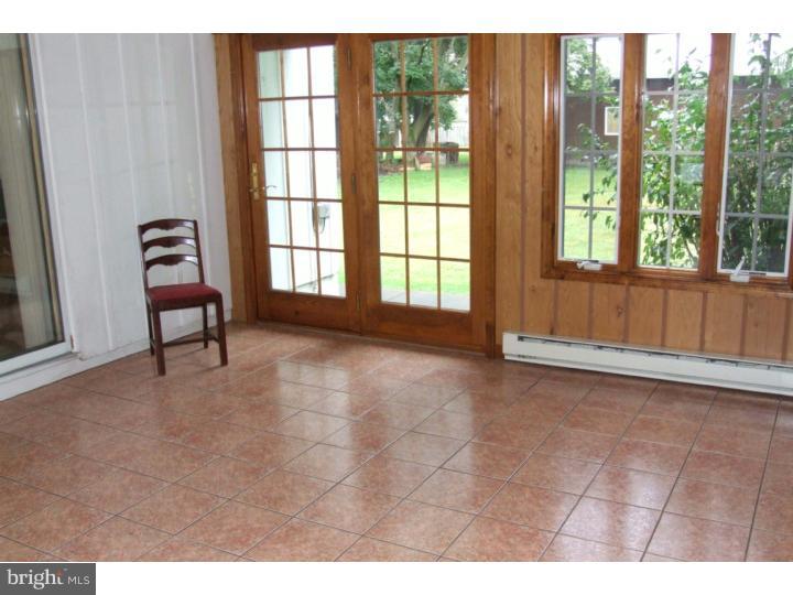 123 Spruce Road Riegelsville, PA 18077 - Photo 10 of 15 Sun Room