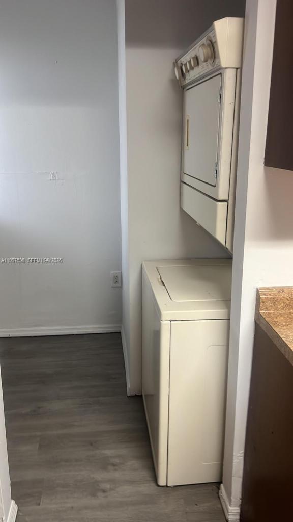 3347 Southwest 23rd Street, Unit 1 Miami, FL 33145 - Photo 14 of 16