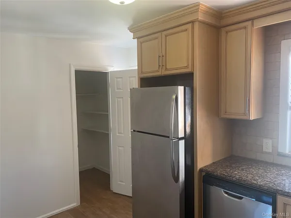 $3,400 | 520 Dawson Lane, Jericho, NY 11753