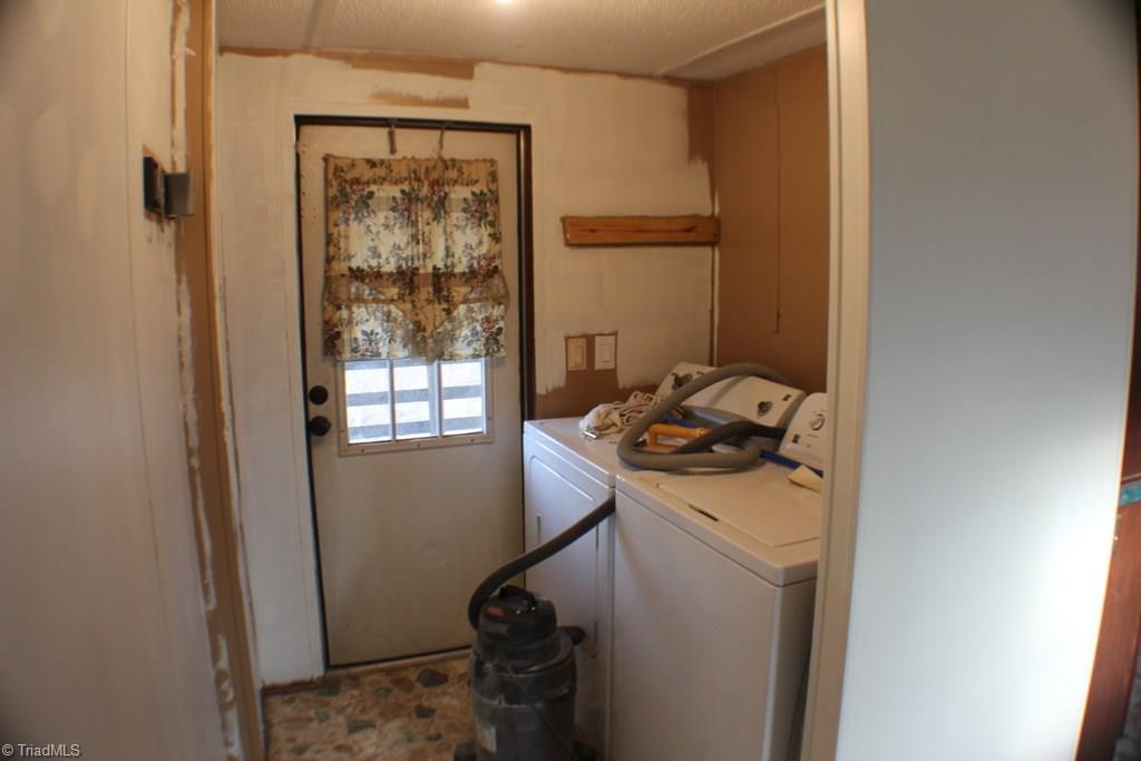 697 Beamer Road Mount Airy, NC 27030 - Photo 13 of 16 Gallery Image 13