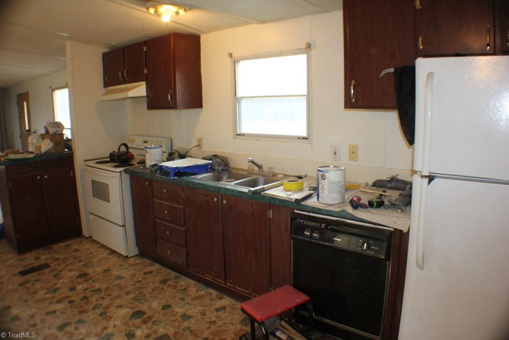 697 Beamer Road Mount Airy, NC 27030 - Photo 14 of 16 Gallery Image 14