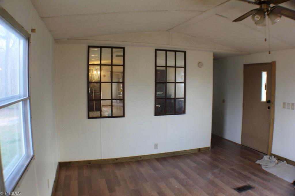 697 Beamer Road Mount Airy, NC 27030 - Photo 9 of 16 Gallery Image 9