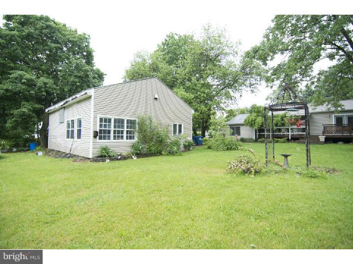 217 Edison Furlong Road Doylestown, PA 18901 - Photo 4 of 19 Exterior Back
