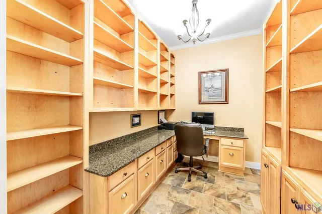 $350,000 | 208 Comanche Drive, Houma, LA 70360