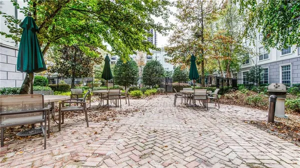 $1,873 | 3460 Kingsboro Road Northeast, Unit 421, Atlanta, GA 30326