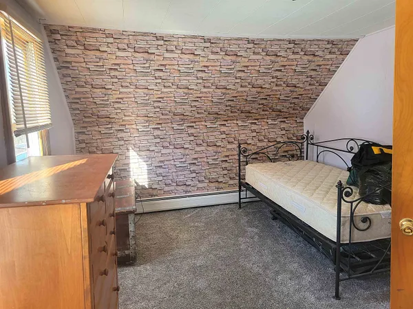 $184,900 | 108 West Village Road, Milan, NH 03588