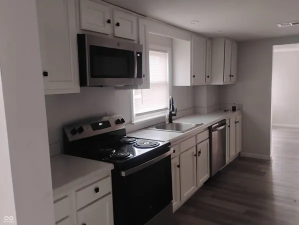 $1,200 | 1118 Parker Avenue, Shelbyville, IN 46176