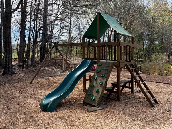 $389,900 | 268 Mission Oak Drive Southeast, Grayson, GA 30017