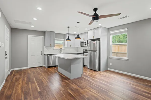 $1,500 | 25804 Maplewood Drive, Spring, TX 77386