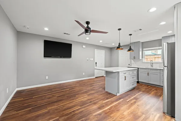 $1,500 | 25804 Maplewood Drive, Spring, TX 77386