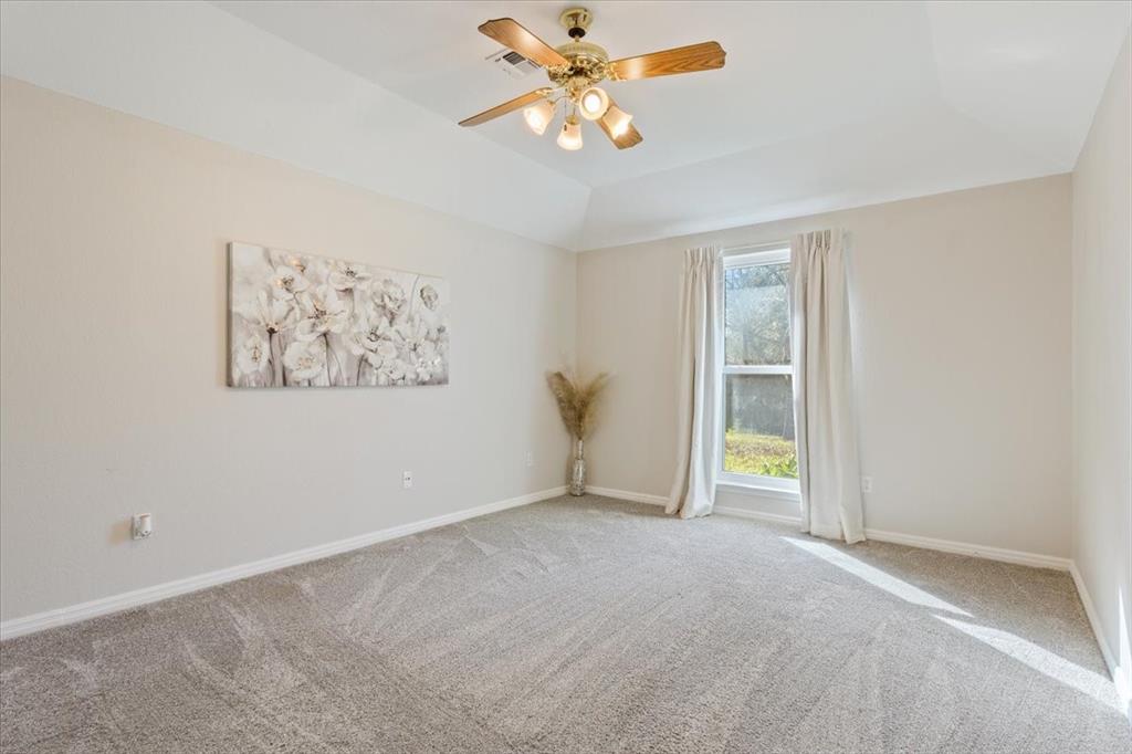 327 East Chapman Road Hewitt, TX 76643 - Photo 13 of 28 a view of an empty room with a window