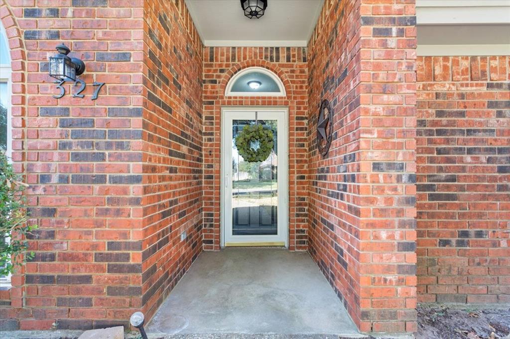327 East Chapman Road Hewitt, TX 76643 - Photo 3 of 30 a view of outdoor space building and entryway