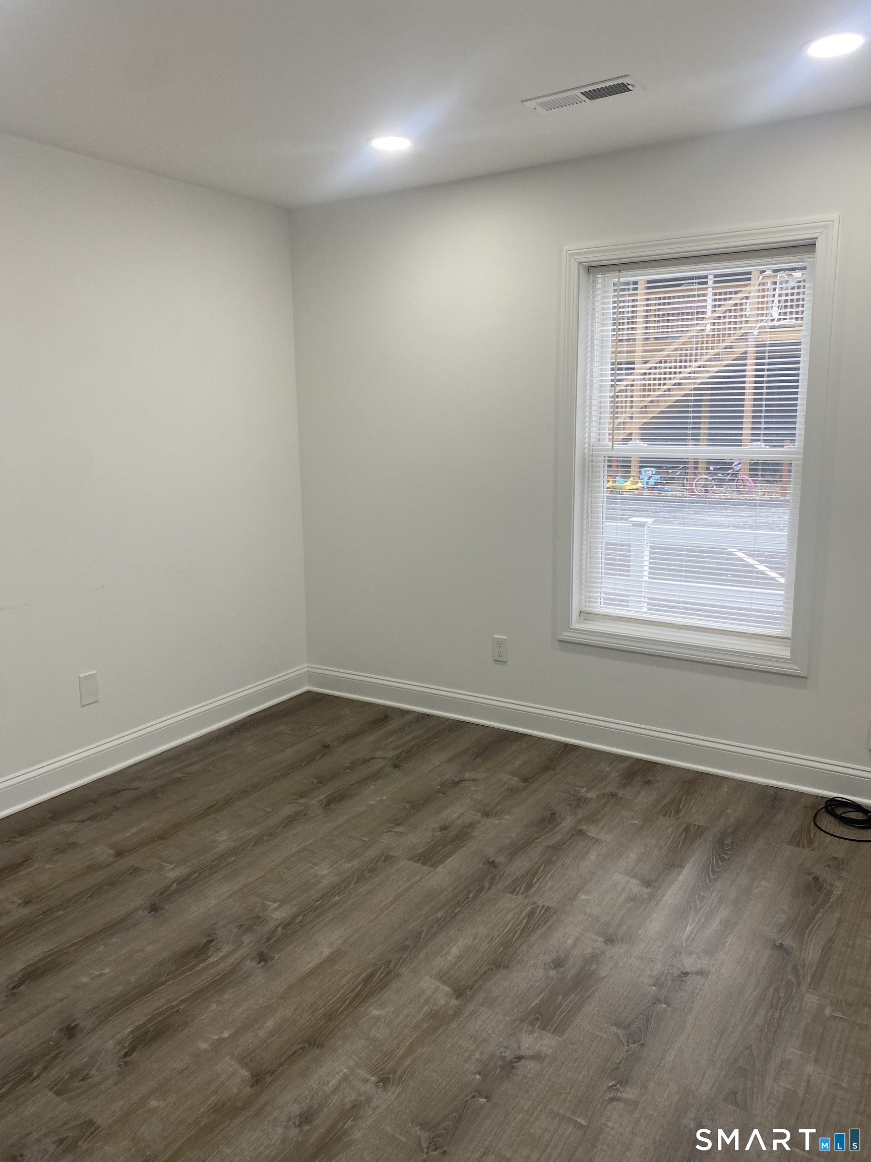 13 Railroad Avenue Beacon Falls, CT 06403 - Photo 6 of 9