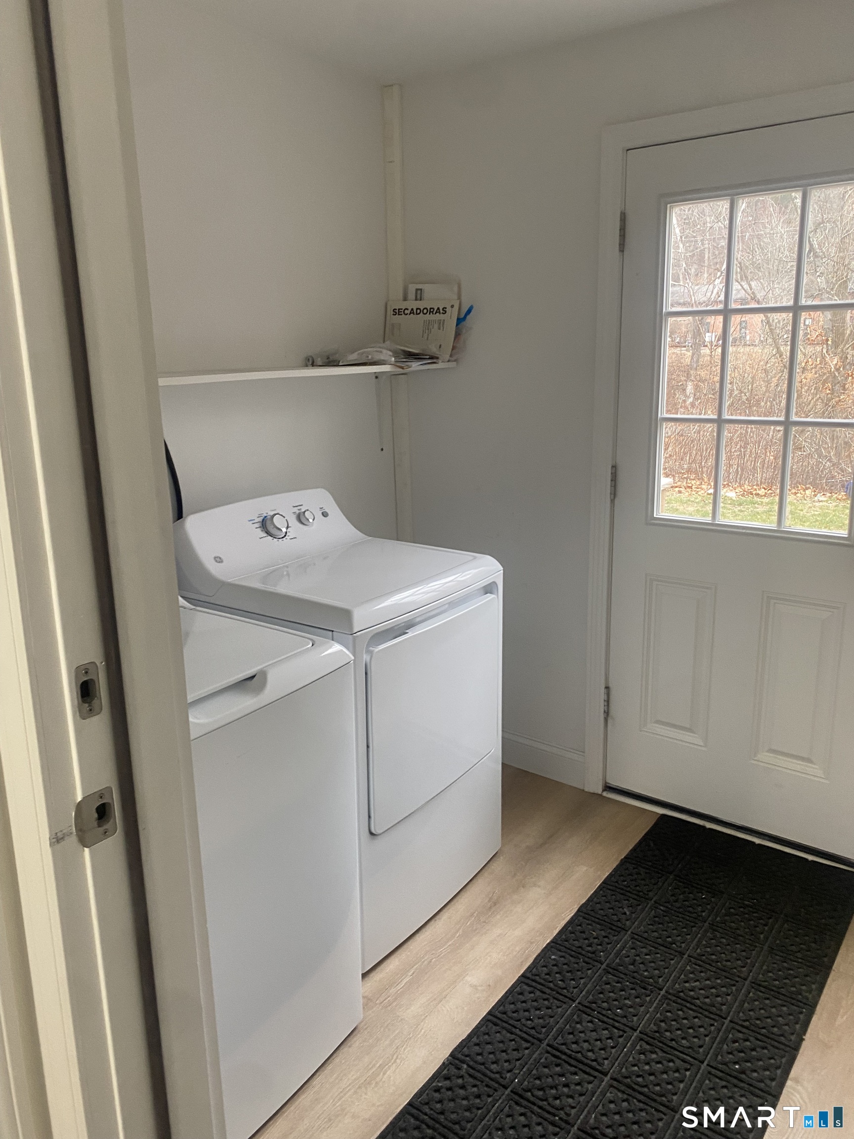 13 Railroad Avenue Beacon Falls, CT 06403 - Photo 8 of 9