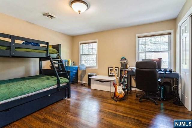 437 Summit Street Englewood Cliffs, NJ 07632 - Photo 14 of 25 a living room with furniture and a window