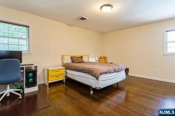 $12,000 | 437 Summit Street, Englewood Cliffs, NJ 07632