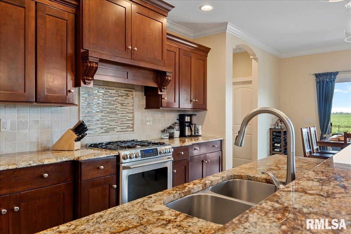 4505 Lynhurst Road Springfield, IL 62711 - Photo 11 of 44