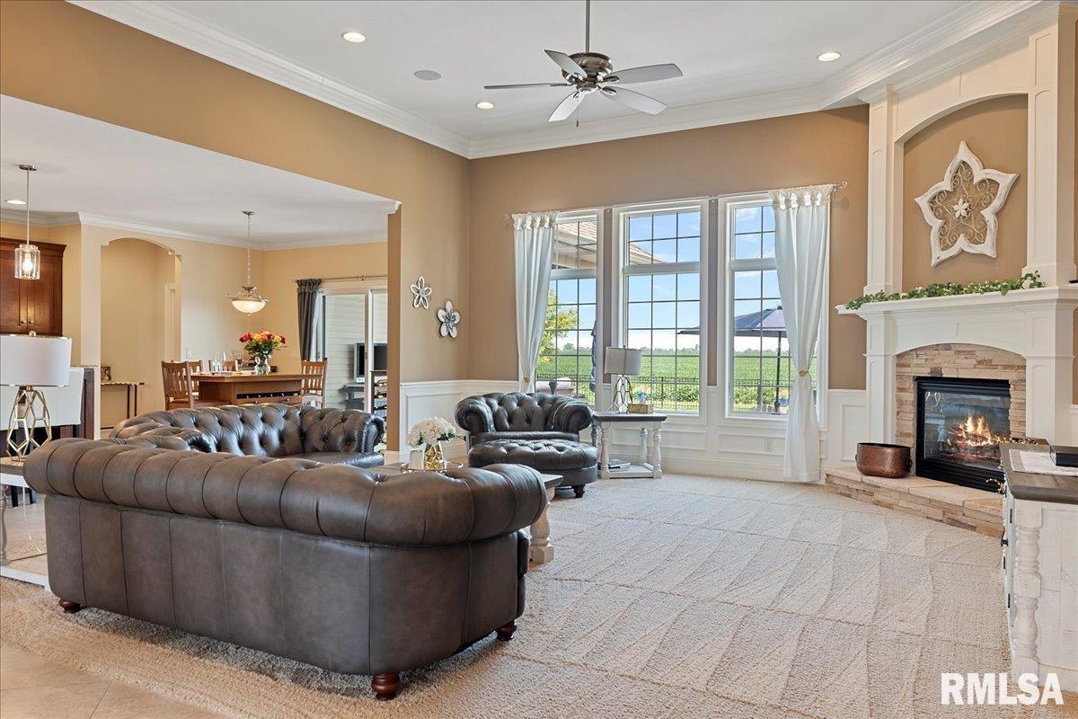 4505 Lynhurst Road Springfield, IL 62711 - Photo 5 of 44