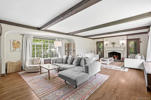 $1,800,000 | 14 Overhill Road, New Rochelle, NY 10804