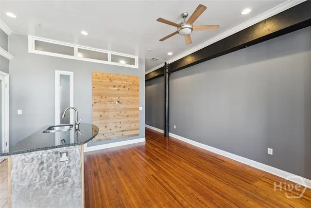 $1,850 | 122 West Broughton Street, Unit 201, Savannah, GA 31401