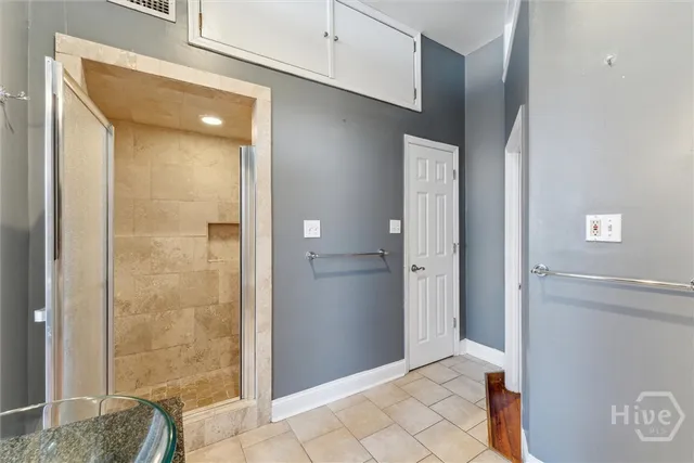 $1,850 | 122 West Broughton Street, Unit 201, Savannah, GA 31401