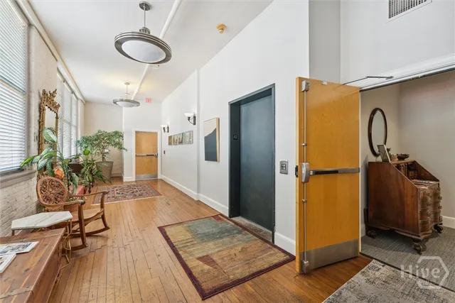 $1,850 | 122 West Broughton Street, Unit 201, Savannah, GA 31401