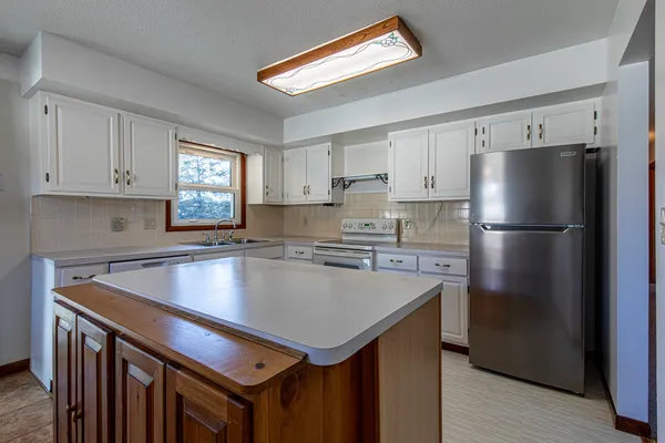 $195,000 | 1218 Margaret Drive, Princeton, IL 61356