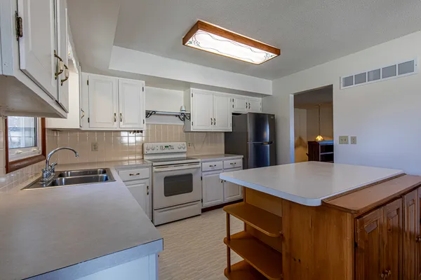 $195,000 | 1218 Margaret Drive, Princeton, IL 61356