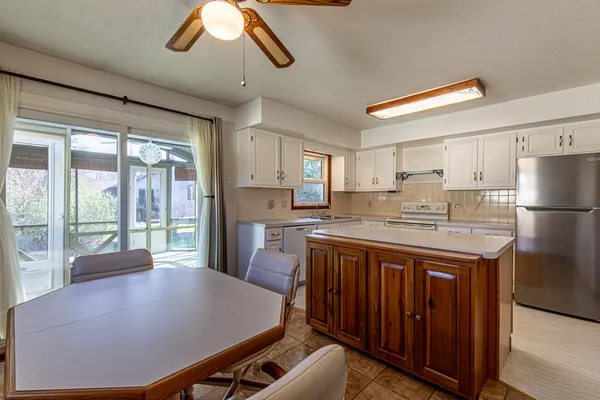 $195,000 | 1218 Margaret Drive, Princeton, IL 61356