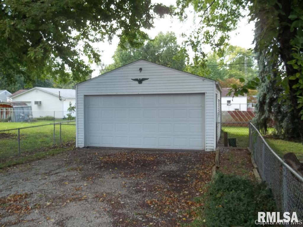 1017 Bruns Lane Springfield, IL 62702 - Photo 16 of 20 Gallery Image 16