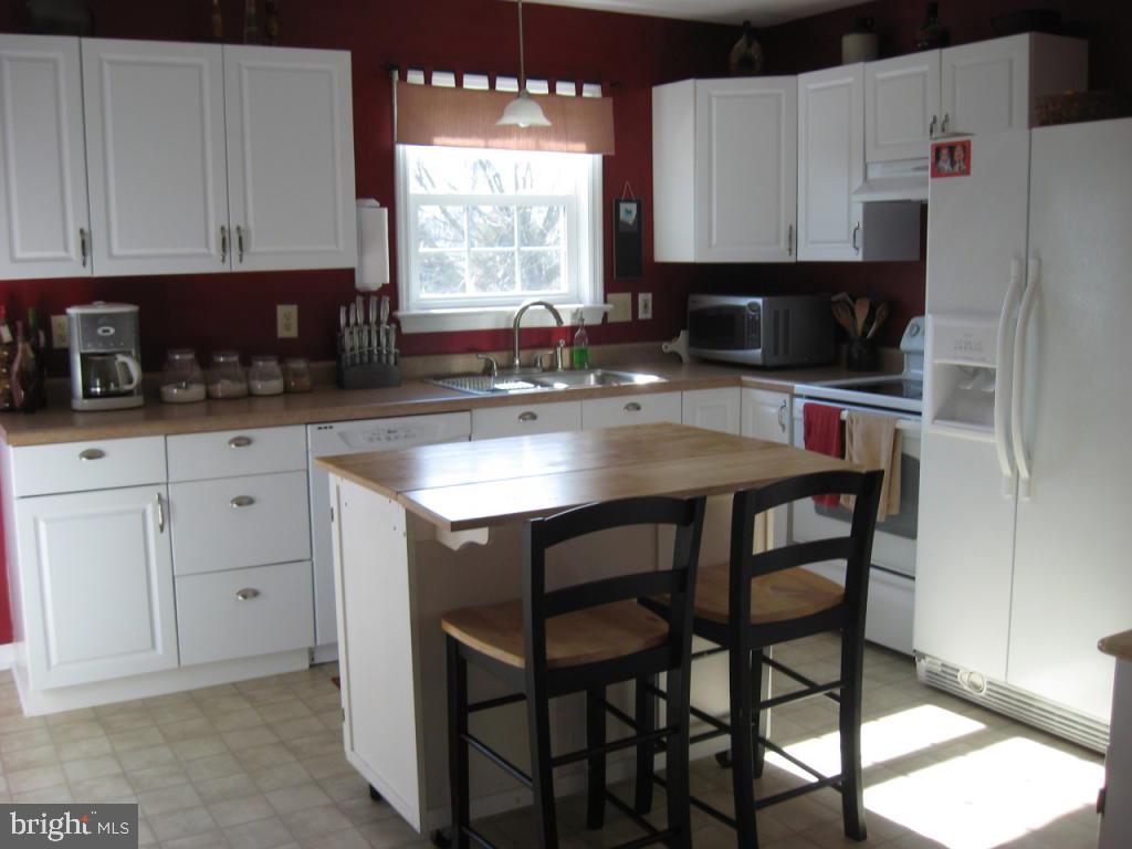 2120 River Road Bainbridge, PA 17502 - Photo 2 of 20 Gallery Image 2