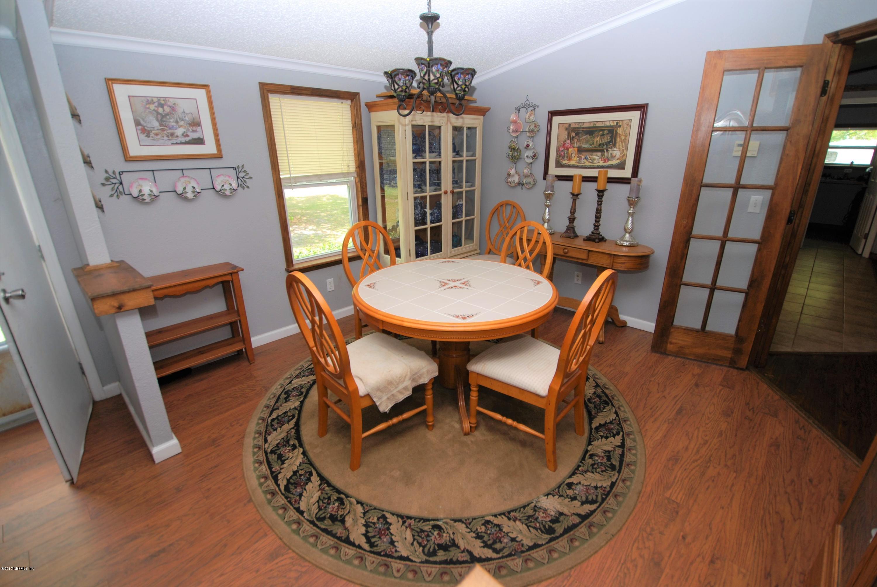 261451 Rowe Road Hilliard, FL 32046 - Photo 12 of 36 Dining Room