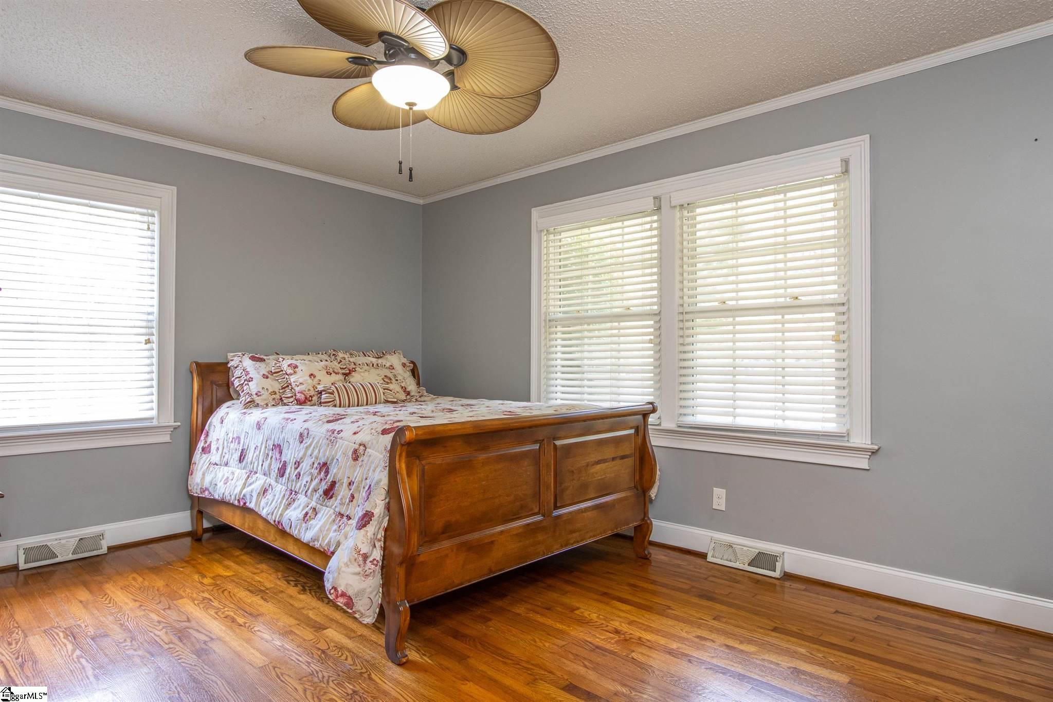 3202 Edwards Road Taylors, SC 29687 - Photo 5 of 26 Gallery Image 5