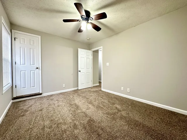 an empty room with a empty space