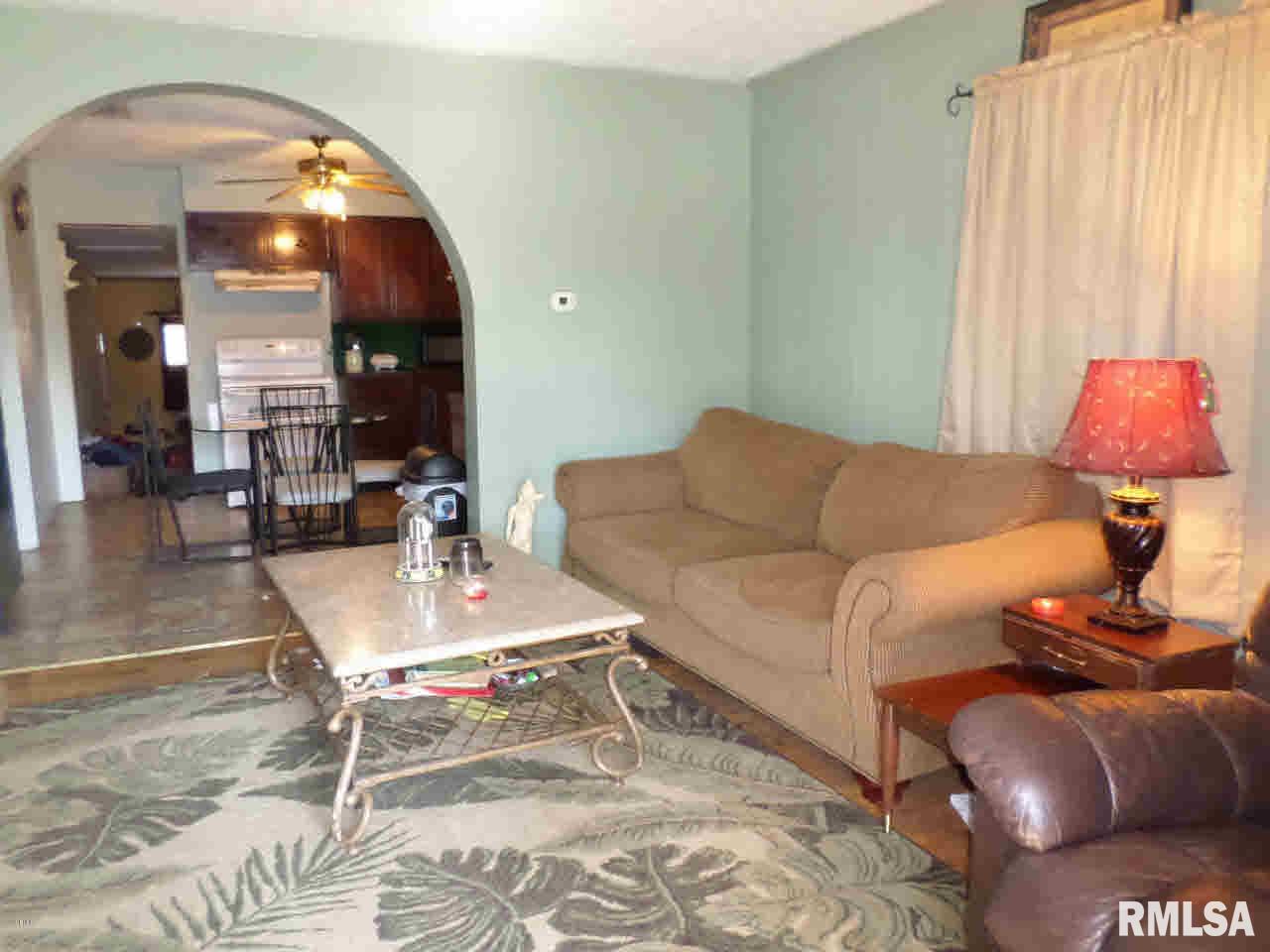 101 Benedict Street Valier, IL 62891 - Photo 5 of 19 Gallery Image 5