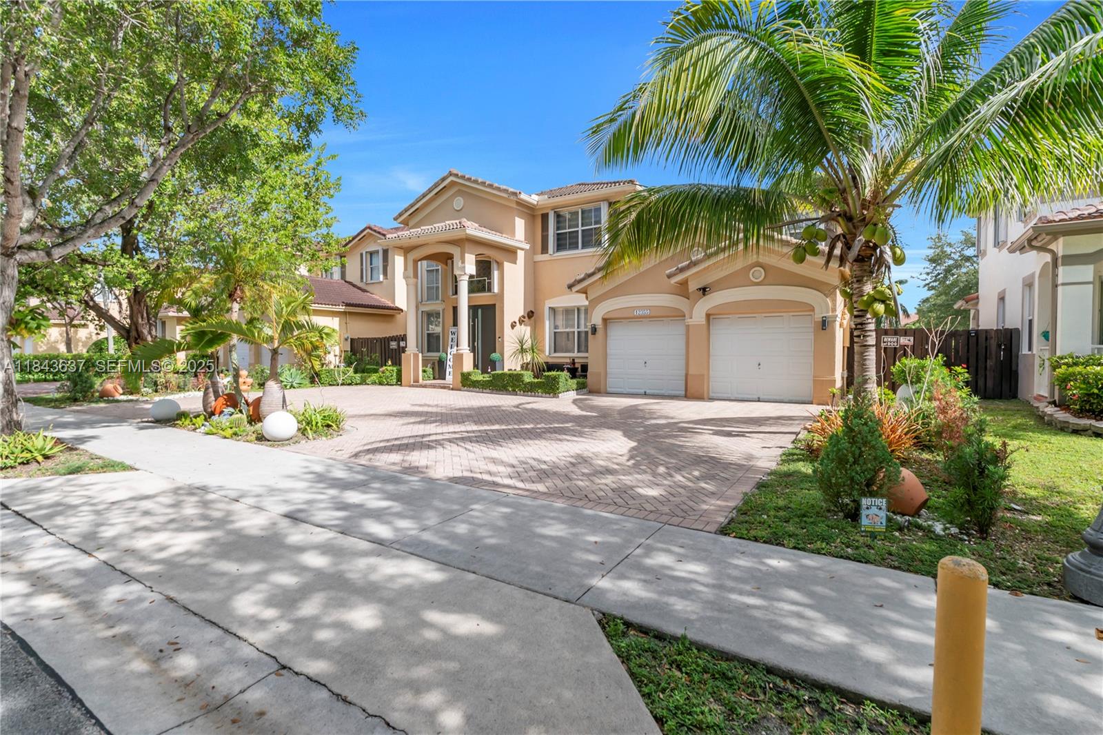 12355 Southwest 124th Terrace Miami, FL 33186 - Photo 6 of 38