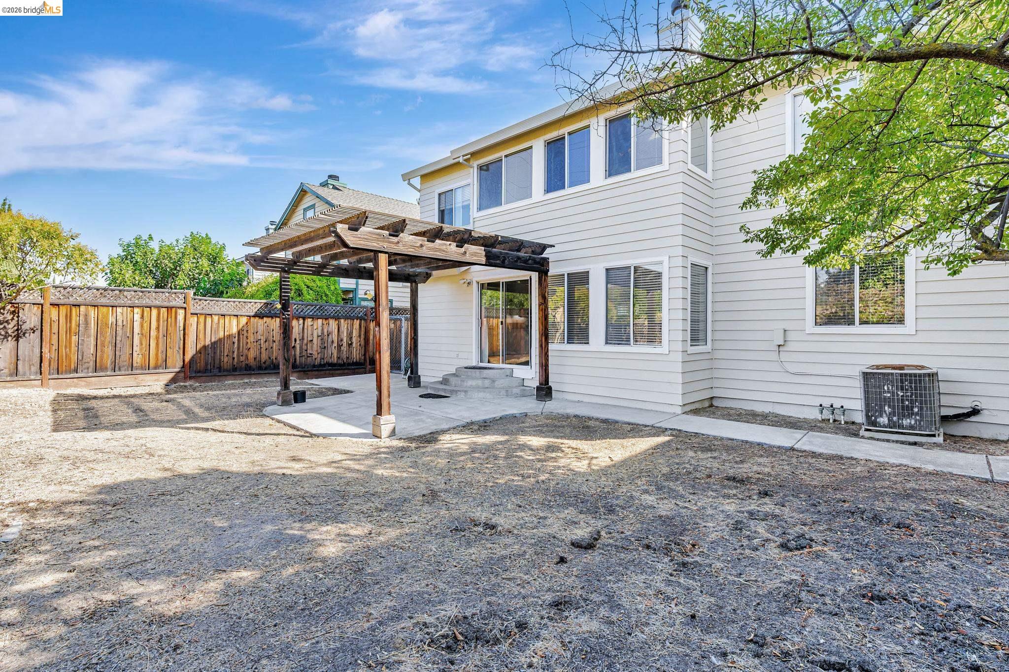 5052 Perry Way Antioch, CA 94531 - Photo 47 of 51 a house with yard in front of it