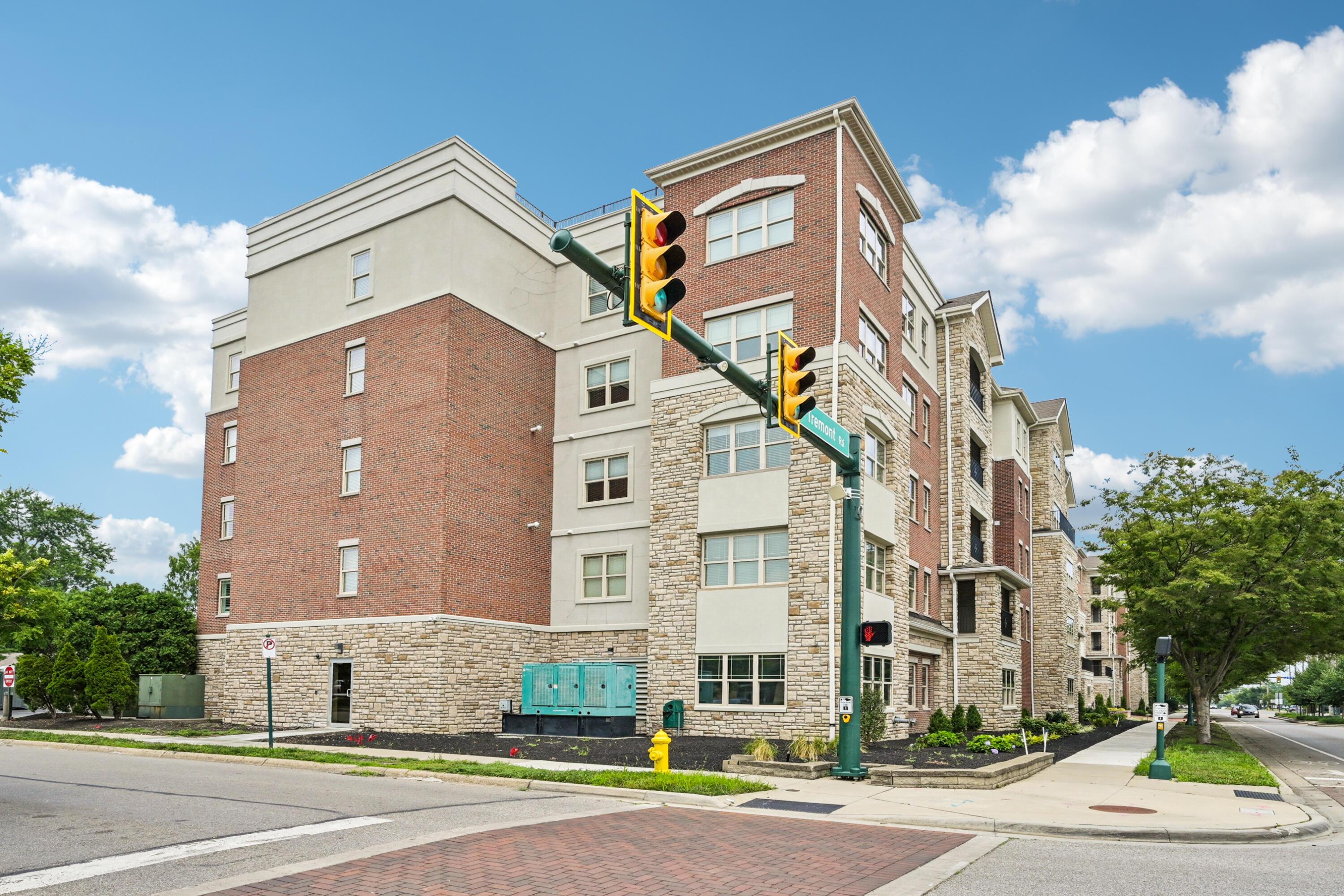 3175 Tremont Road, Unit 215 Columbus, OH 43221 - Photo 66 of 66 66-print-Tremont Rd-2207-924