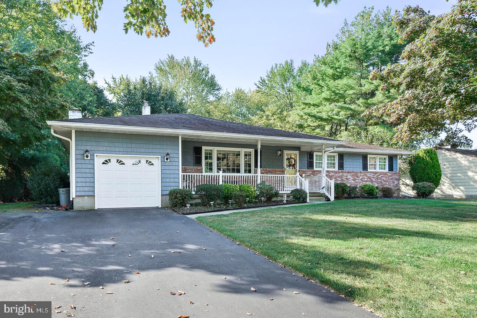 585 Flock Road Hamilton, NJ 08690 - Photo 1 of 22