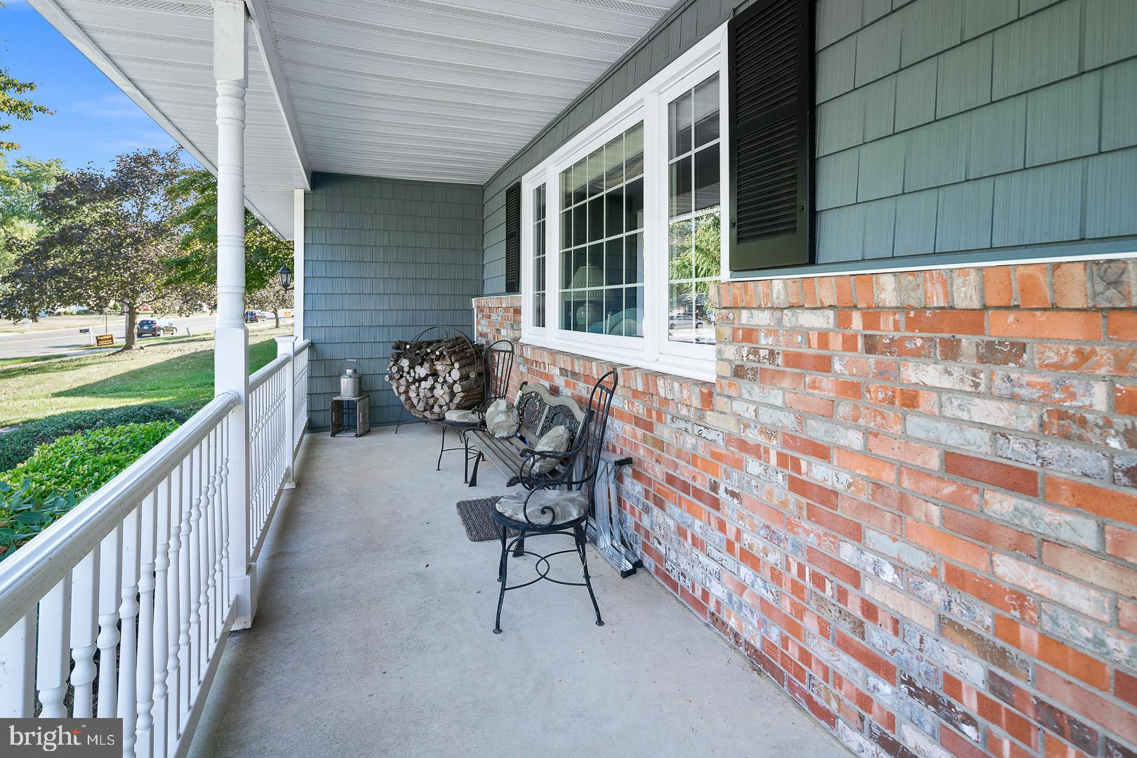 585 Flock Road Hamilton, NJ 08690 - Photo 2 of 22