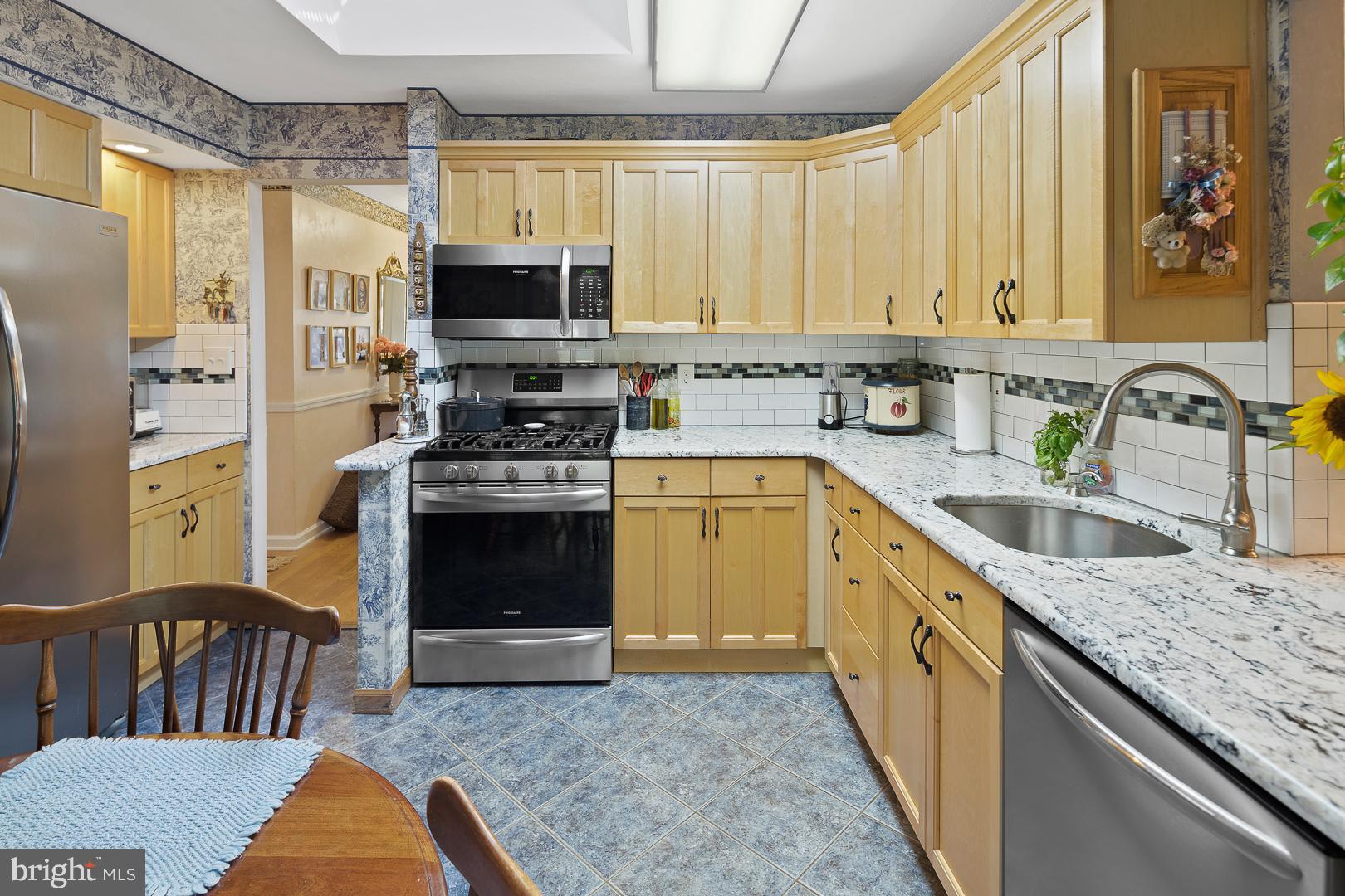 585 Flock Road Hamilton, NJ 08690 - Photo 6 of 22