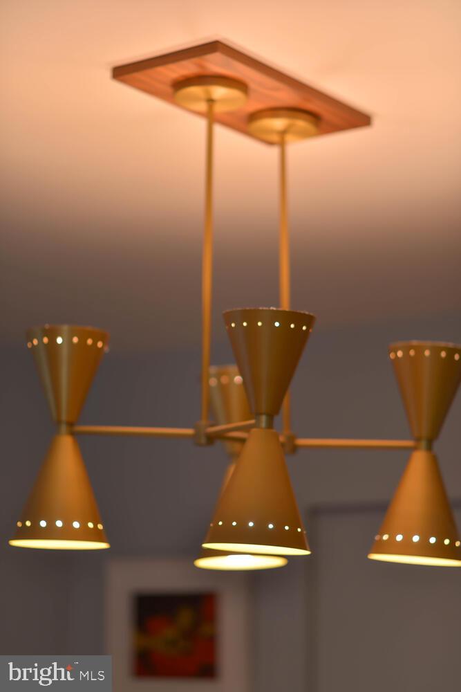 2475 Virginia Avenue Northwest, Unit 700 Washington, DC 20037 - Photo 12 of 36 a view of table with chair