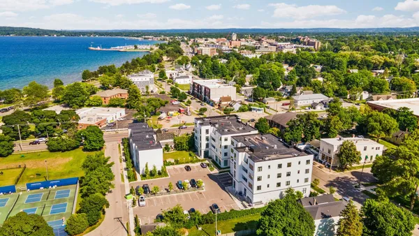 $500,000 | 714-308 Randolph Street, Unit 308, Traverse City, MI 49684