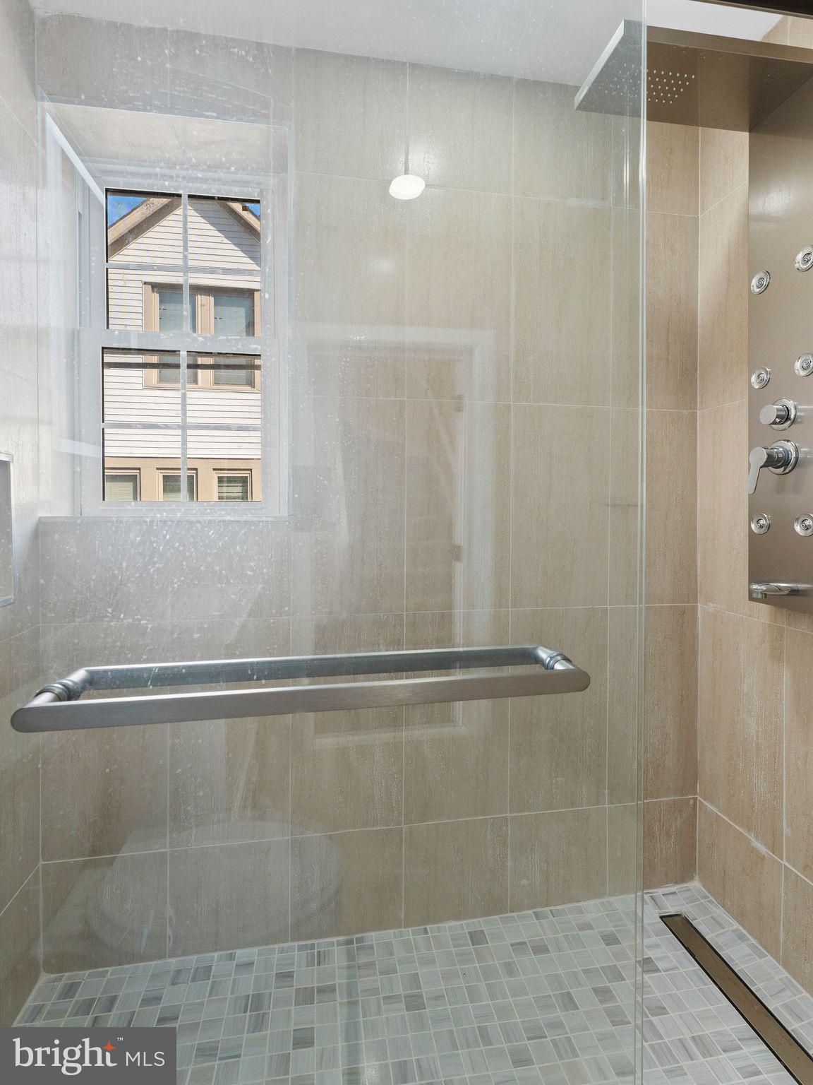 413 High Street Philadelphia, PA 19144 - Photo 26 of 37 a bathroom with a window