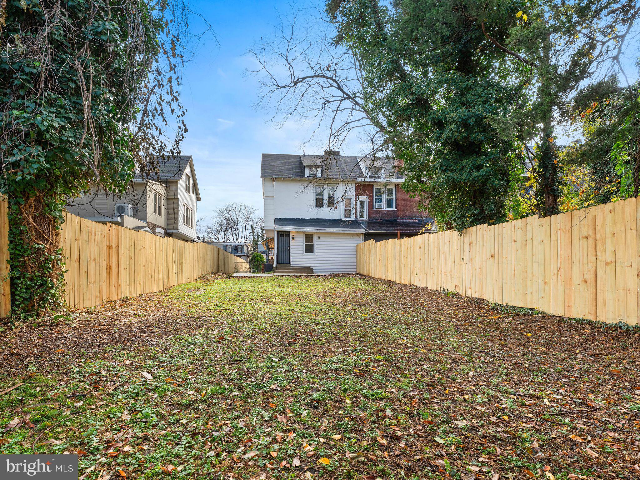 413 High Street Philadelphia, PA 19144 - Photo 34 of 37 a house view with a garden space