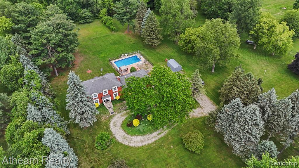 12427 Foley Road Fenton, MI 48430 - Photo 16 of 47